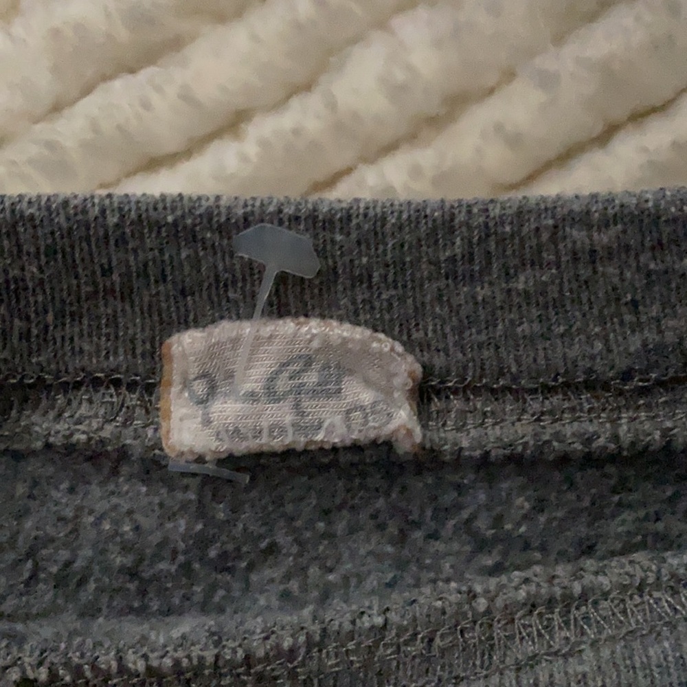 Cropped Brandy Melvile sweatshirt - Picture 4 of 6